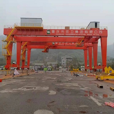 靖起集裝箱門式起重機(jī)的兩套起升高度限位器